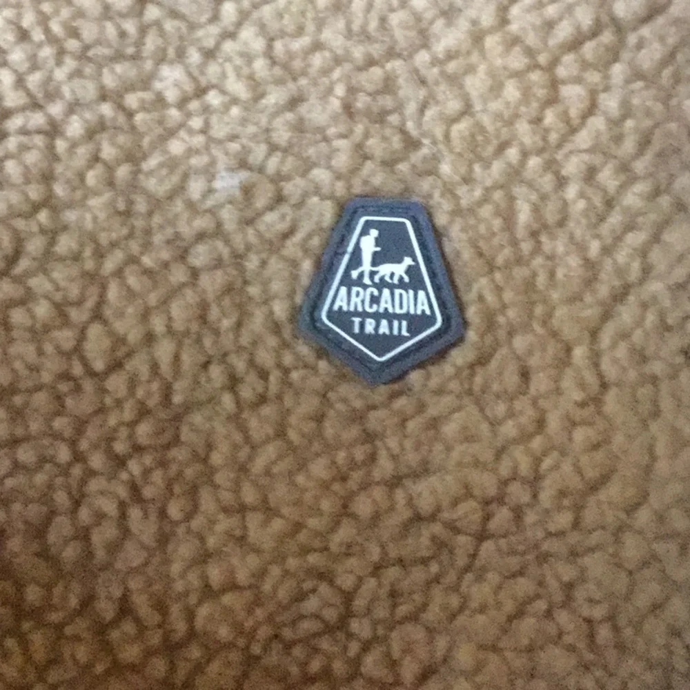 Arcadia trail dog jacket trail diving dock dogs water cabin lodge travel coat